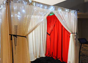 The-gallery - Pose It Photo Booths